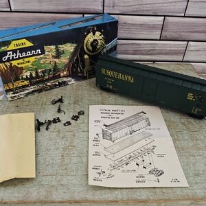Athearn HO Scale Susquehanna Susie-Q NYSW #500 50ft Plug Door Boxcar